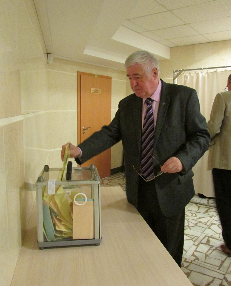 В Симферополе выбрали секретаря городского отделения «Единой России»