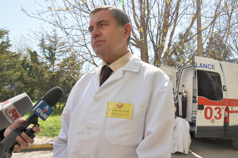 Новорожденного с пороком сердца из Крыма увезли на операцию в перинатальный центр Санкт-Петербурга