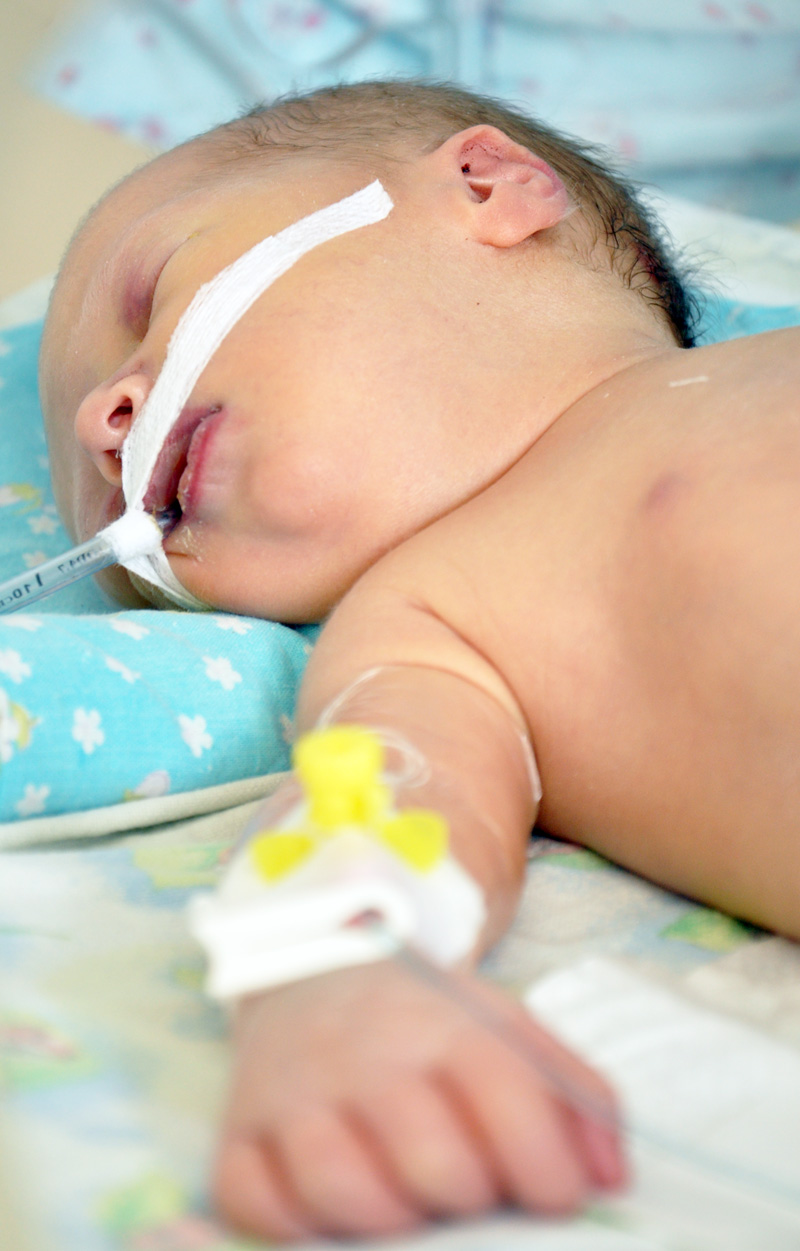 Новорожденного с пороком сердца из Крыма увезли на операцию в перинатальный центр Санкт-Петербурга