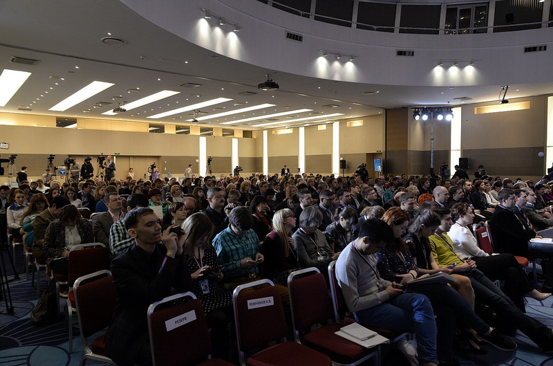 Крымские журналисты принимают участие в медиафоруме региональных СМИ в Санкт-Петербурге