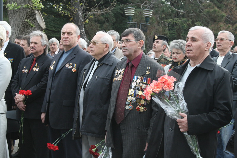 В Симферополе почтили память жертв Чернобыльской катастрофы