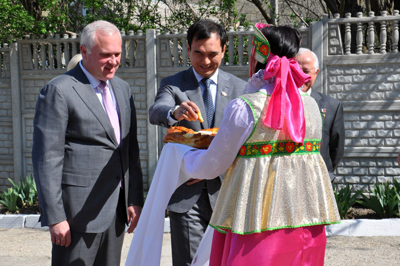 В Крым из Читы прибыла гуманитарная помощь для детских домов