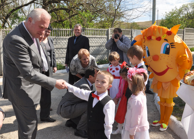 В Крым из Читы прибыла гуманитарная помощь для детских домов