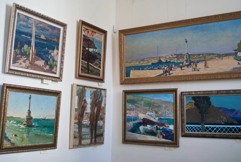 В Севастополе открылась выставка «Наш Крым» 