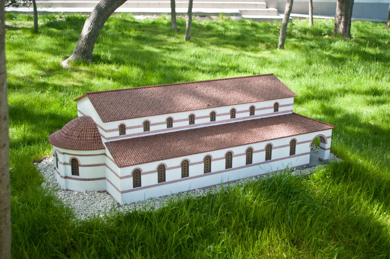 В Севастополе открылась выставка «Древний Херсонес в миниатюре»