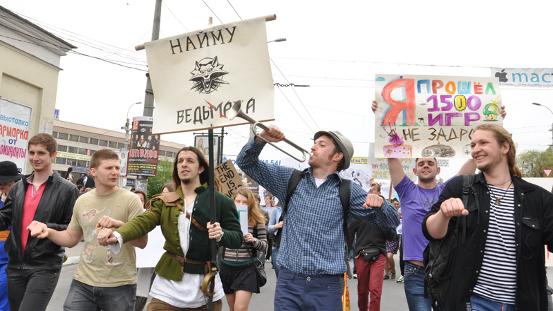 По улицам Симферополя в последний раз прошла монстрация