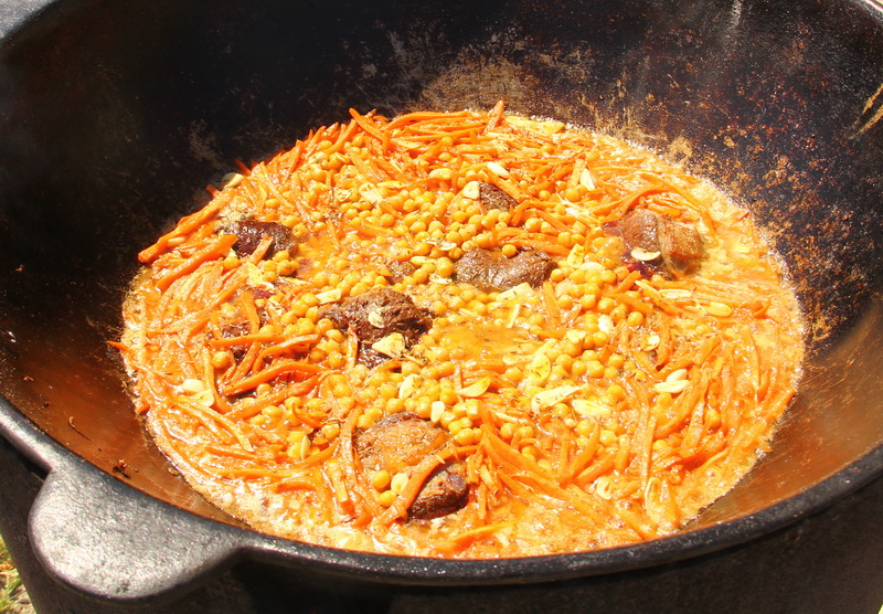 В Евпатории продолжают отмечать начало курортного сезона