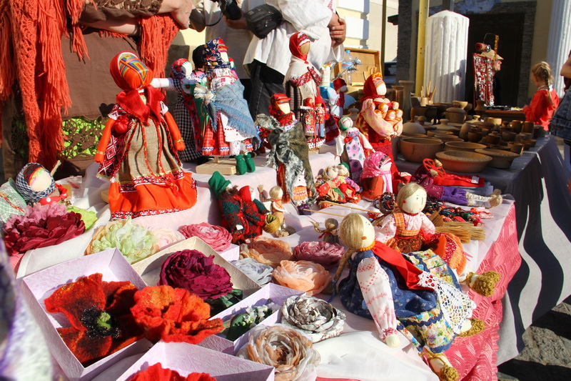 В Евпатории продолжают отмечать начало курортного сезона