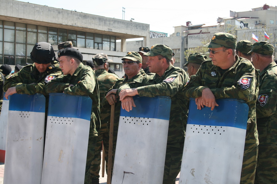 Крымский полк народного ополчения провел учения в Симферополе