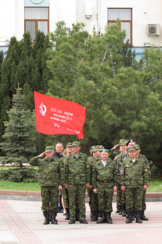 В Симферополе почтили память погибших на Украине