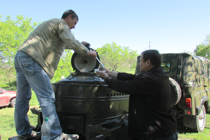 В Симферополе прошел митинг, посвященный 69-й годовщине Победы 