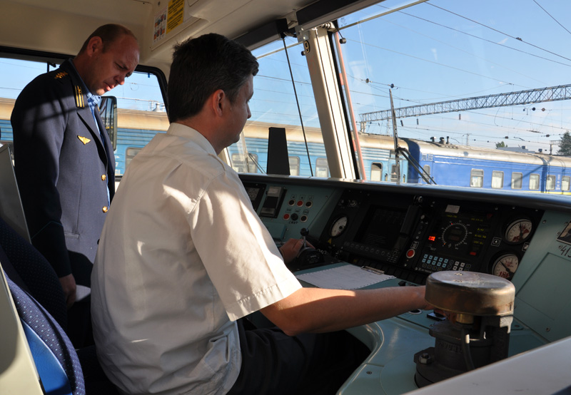 В Крыму начал курсировать российский электропоезд