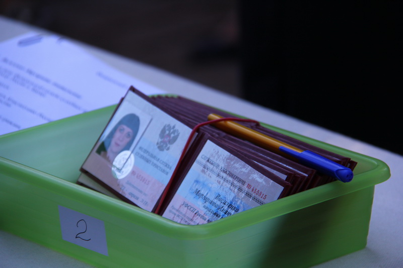 В Симферополе судебные приставы приняли присягу