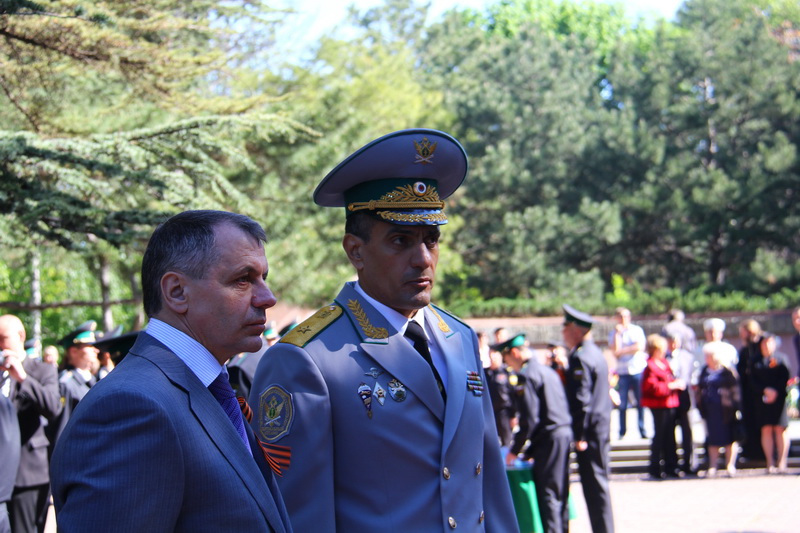 В Симферополе судебные приставы приняли присягу