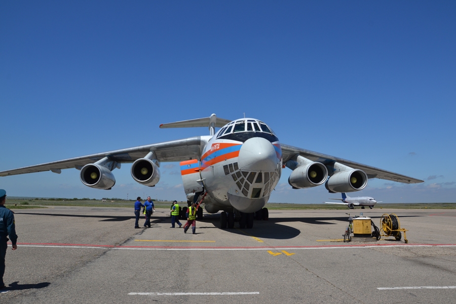 В Крым прибыла новая спецтехника для МЧС