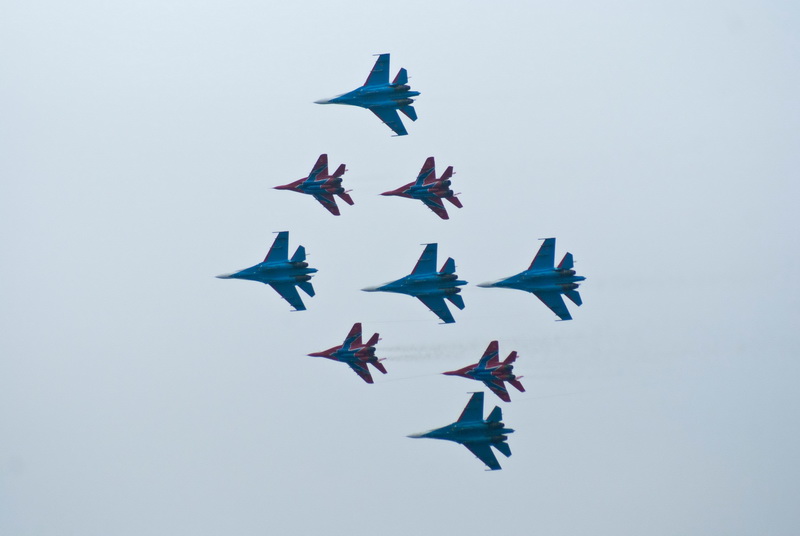 В Севастополе 9 мая отметили парадом морской и авиационной техники