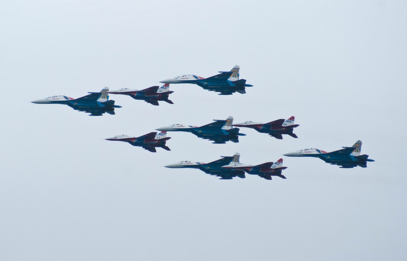 В Севастополе 9 мая отметили парадом морской и авиационной техники