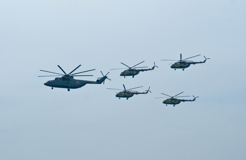 В Севастополе 9 мая отметили парадом морской и авиационной техники