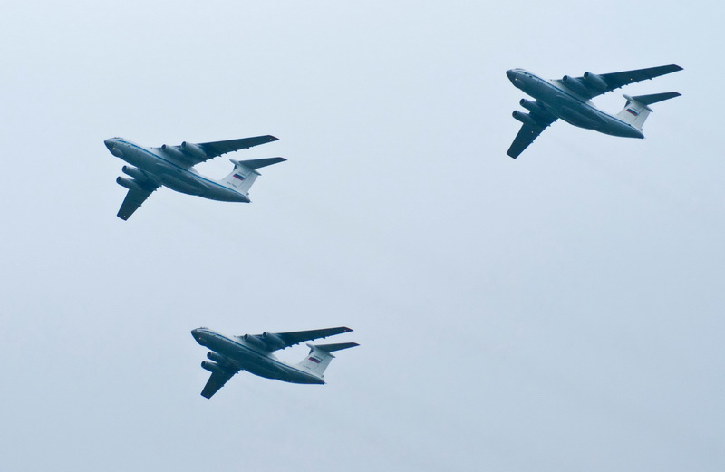 В Севастополе 9 мая отметили парадом морской и авиационной техники