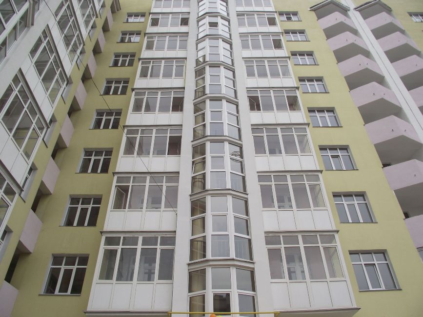 В Симферополе первые семьи получили квартиры по программе обустройства депортированных