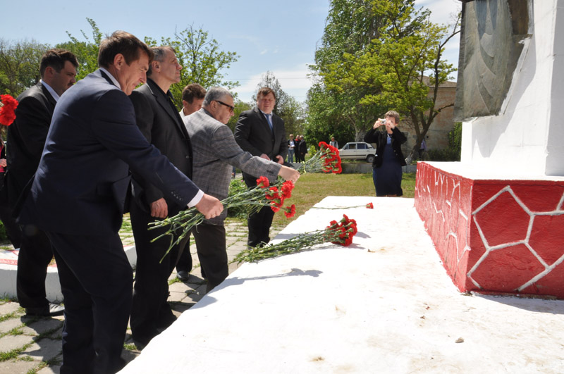 Глава Госсовета РК с рабочим визитом посетил Нижнегорский район