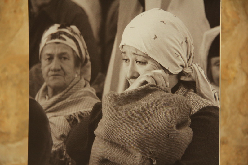 В Бахчисарае открылась фотовыставка ко Дню памяти жертв депортации