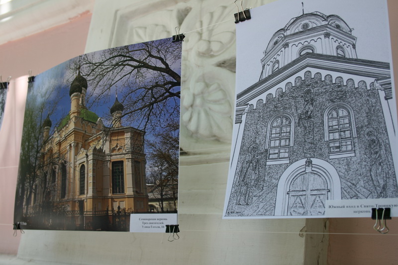 В Симферополе проходит уличная фотовыставка