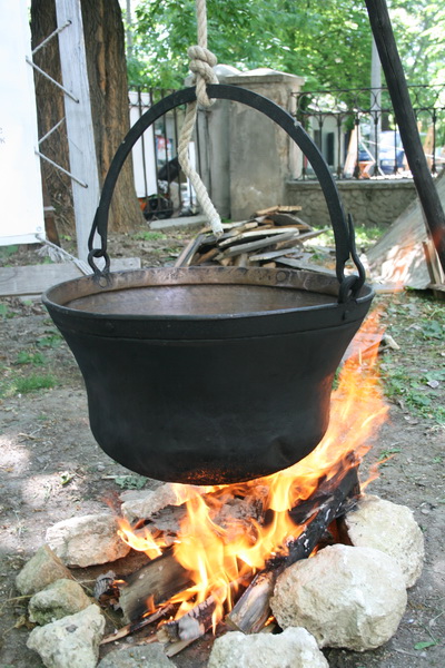 В Симферополе провели военно-историческую реконструкцию