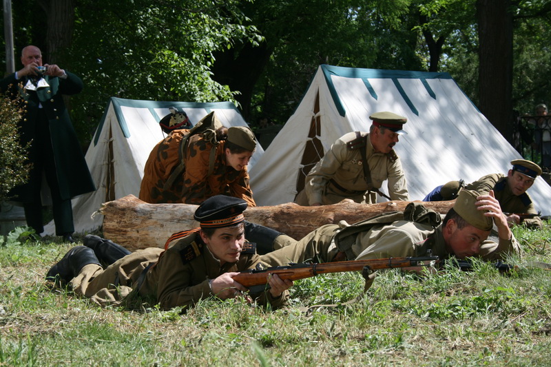 В Симферополе провели военно-историческую реконструкцию
