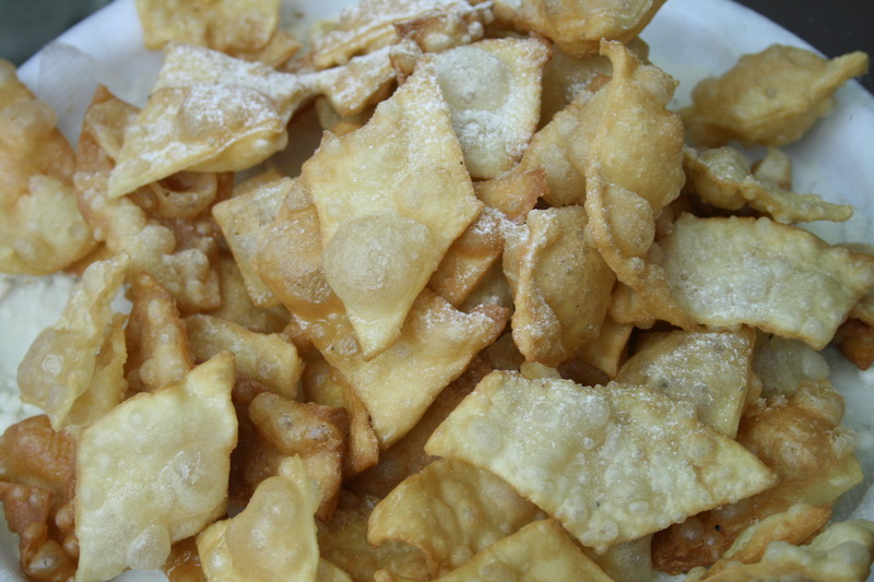 В Симферополе представили «Этнографические картинки»