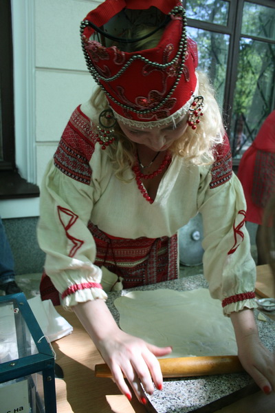 В Симферополе представили «Этнографические картинки»