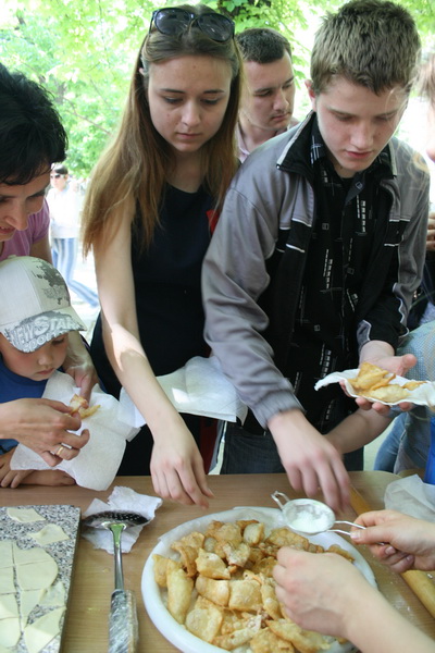 В Симферополе представили «Этнографические картинки»