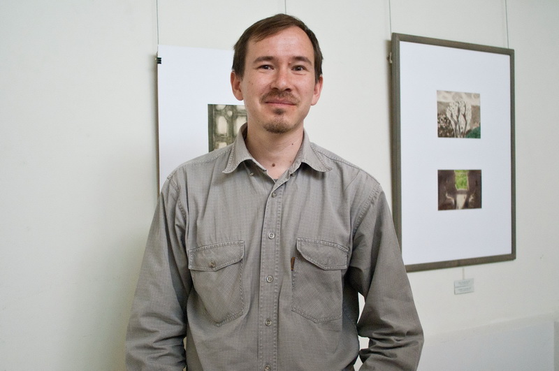 В Севастополе открылась выставка графики Владимира Новикова