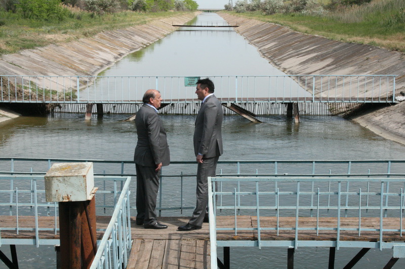 В Феодосийское водохранилище начали закачивать воду