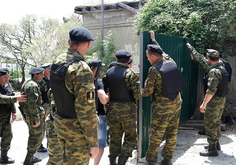 В Алупке открыли доступ к пляжу