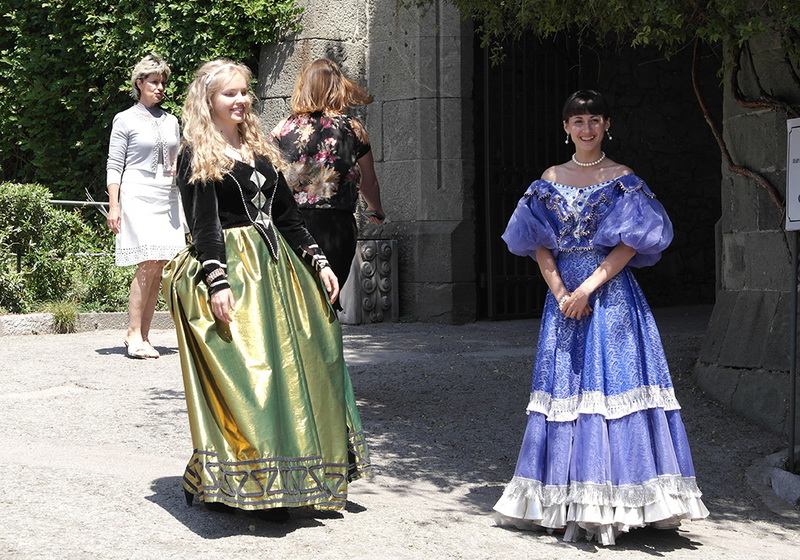 В Воронцовском дворце открылась выставка Якова Басова