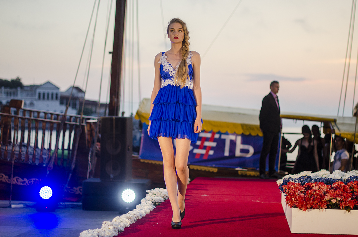 В Севастополе состоялся модный показ «Русская весна»