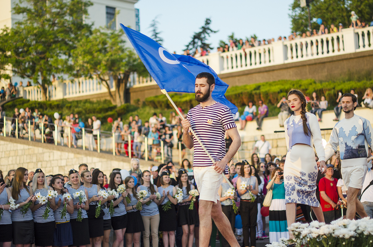 В Севастополе состоялся модный показ «Русская весна»