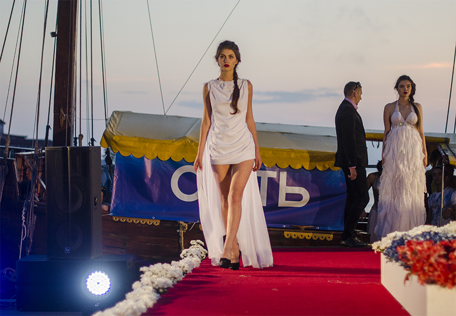 В Севастополе состоялся модный показ «Русская весна»