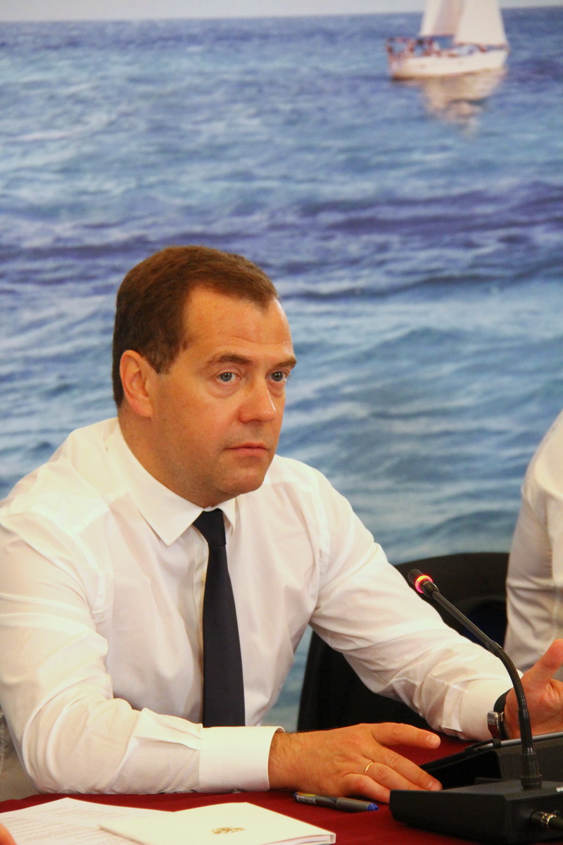 Премьер-министр России посетил «Артек»