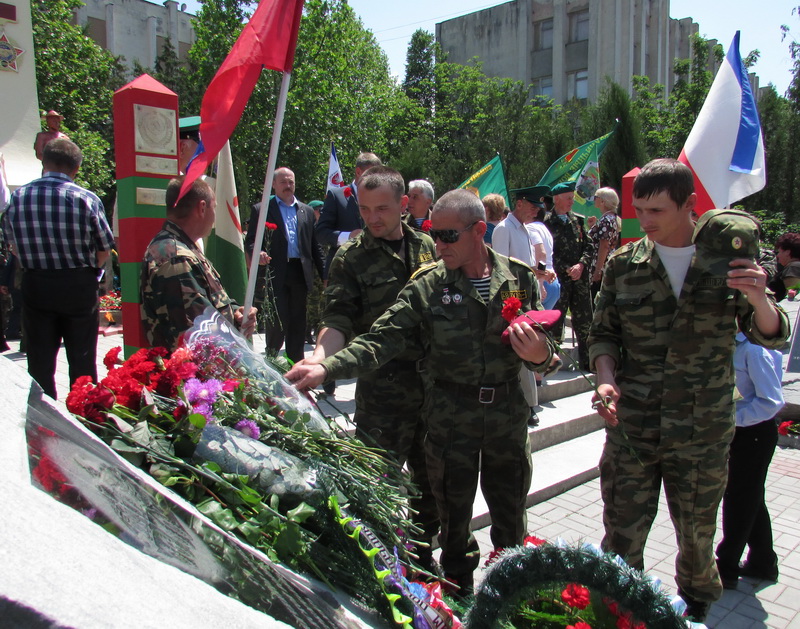 В Бахчисарае открыли памятник пограничникам, погибшим в Афганистане