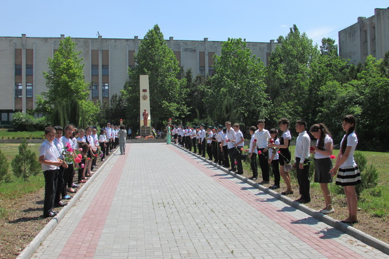 В Бахчисарае открыли памятник пограничникам, погибшим в Афганистане