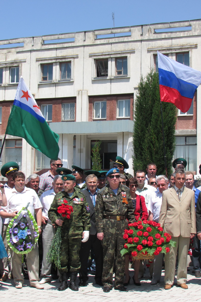 В Бахчисарае открыли памятник пограничникам, погибшим в Афганистане
