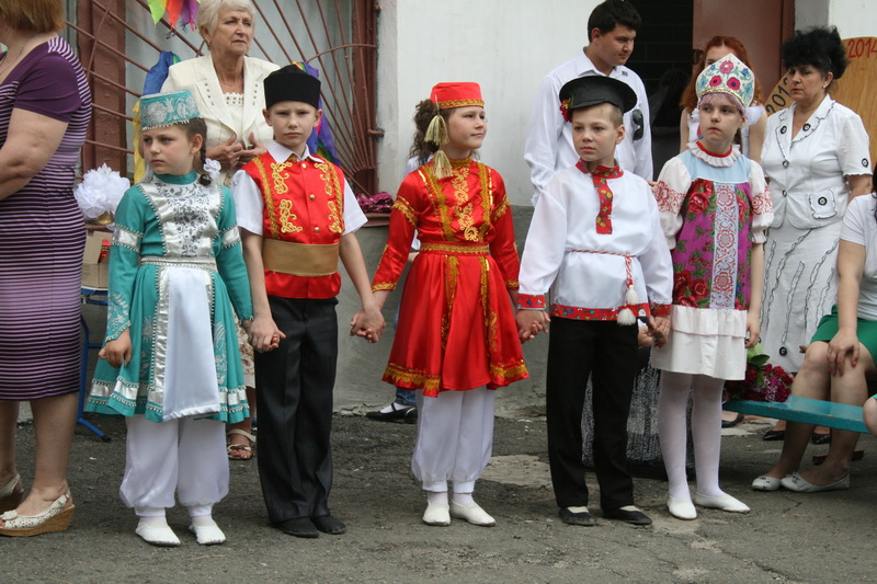 Крымский премьер поздравил воспитанников школы-интерната с окончанием учебного года