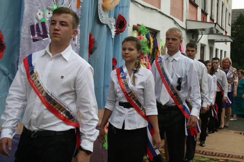 Крымский премьер поздравил воспитанников школы-интерната с окончанием учебного года