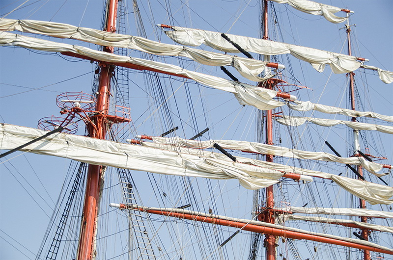 В Севастополе стоит легендарный барк «Седов»