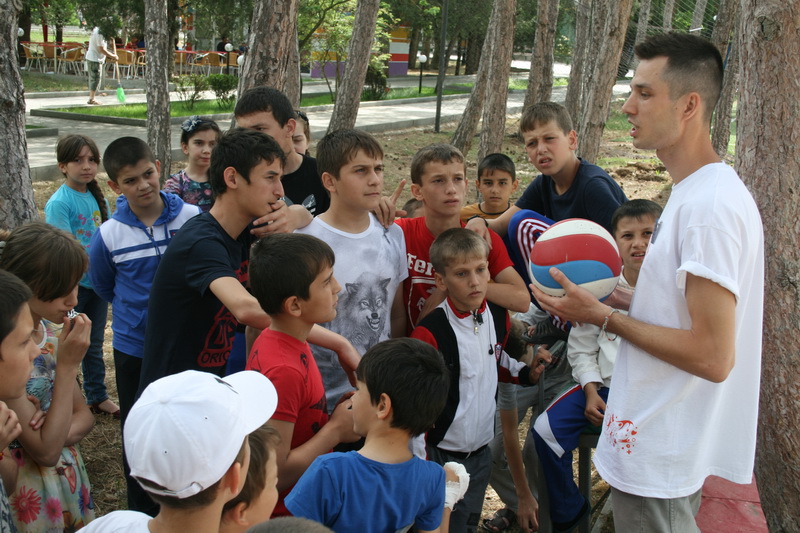 Дети из Чечни прибыли на отдых в Крым