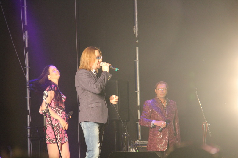 В Симферополе устроили световое шоу и фейерверк