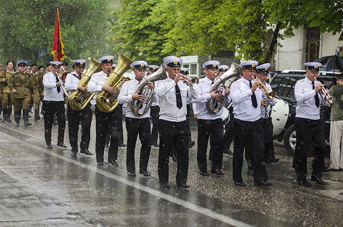 В Севастополе состоялся парад военно-исторических клубов