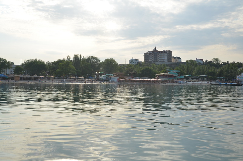 В Феодосии встречали парусно-весельную деревянную ладью «Славяна»